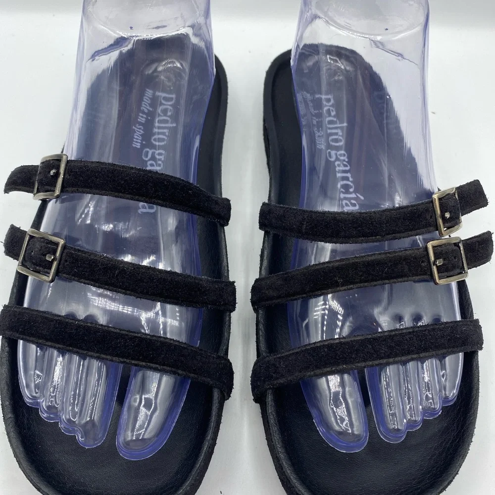 Pedro Garcia Alain 3 Strap Black Suede Sandal Size 7‎ US